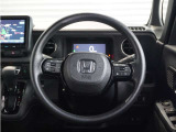◆ハンドル全体◆各種スイッチがハンドルから手を放さず操作できるので運転中でも楽に操作できます。