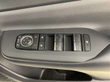 パワーウインドウスイッチ、いたずら防止・挟みこみ防止に、ウインドウロックスイッチを使用ください。便利な電動可倒式ミラースイッチ、集中ドアロックスイッチ