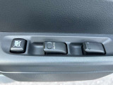 ☆お車についた傷やヘコミ、事故の修理もハヤシにお任せください。自社鈑金工場で修理ができますの安心です☆