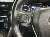 ステアリングスイッチ装備!運転しながら手元でオーディオの操作などができます。