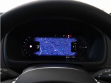 Googleアシスタントを呼べば、友人や家族、会社の同僚への連絡や、車内環境の調整も思いのまま。ルート案内やエンターテイメント機能を利用する際も、ステアリングから手を離す必要はありません。