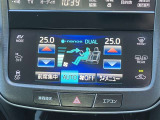 【エアコン】エアコンはオートエアコンとなっておりますので、あらかじめ好みの温度に設定しておけば自動的に風量を調節してくれます。自分でいちいち調節する手間が省けますね。