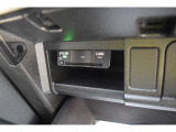 ETC車載器をすっきりと装備。高速道路の利用もスムーズです。
