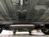 当社は自社認証整備工場も完備しており、納車前整備や一般車検・点検など、お客様が安心して長くお使い頂ける様にメンテナンス面に対して細かく整備しております。ご納車もご安心下さい