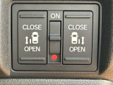 【スライドドア】当車両は両側電動スライドドアでございます!車外だけでなく、車内からも開閉可能◎
