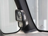 ◆サイドビューサポートミラー◆車の左前の見ずらい所・助手席側のドアの下あたりの見づらい所を映すから、駐車がずっとラクになります。