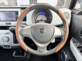 【純正革巻きステアリング】上質な革を使用することで、手にしっかり馴染みとても運転しやすいハンドルです♪