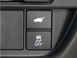 ハンズフリーアクセスパワーテールゲート(予約クローズ機能付)搭載