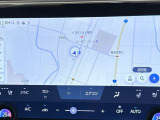 近年流行のディスプレイオーディオです。