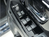◆パワーウィンドウスイッチ◆運転席から全席の窓の開閉操作を行うことが出来いつでも換気ができます!