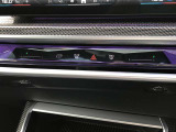 車両の詳細、ご質問につきましては、営業スタッフまでお気軽にご連絡下さいませ。遠方のお客様には実車の詳細動画送信も承ります。お問合せをお待ち致しております。