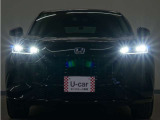 LEDヘッドライト(アダプティブドライビングビーム機能付)が搭載されており、遠くまで明るく均一に照らし、高速道路等での安心感が向上しております。