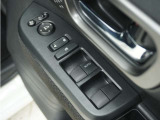 ◆パワーウィンドウスイッチ◆運転席から全席の窓の開閉操作を行うことが出来いつでも換気ができます!