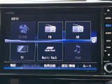 純正8インチ画面メモリーナビを搭載!情報量や検索スピードの速さが魅力的♪初めて行く場所も安心で快適なドライブをお楽しみいただけます♪