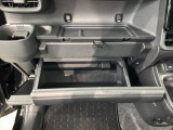 豊富に在庫を取り揃えています。 軽自動車からミニバン、セダン、SUV、話題のハイブリッド車などなど続々入荷中です!
