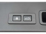 パワーゲート装備でワンタッチ開閉!