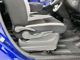 運転席上下アジャスター付き車両です。