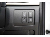 機能性溢れる運転席まわり。使いやすいスイッチ類の配置で運転中のストレスを軽減し楽しくドライブできますよ。