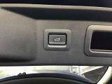 電動パワーリフトゲート!手荷物いっぱいでも操作ラクラク