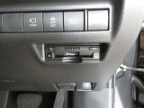 ETC車載器付きです。高速道路の料金所もスムーズに通過できます。※セットアップ費用は別途必要です。