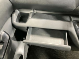 上下に収納があるので常備しておきたい小物も収納出来ます