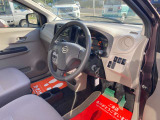 コンパクトで使いやすい車内