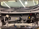 エンジンルームもクリーニング済みできれいですよ。日産の整備士がしっかりと丁寧に点検していますので安心してお乗りいただけます