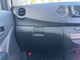 新品ナビもお車ご購入時にオプションで付けて頂けます♪様々な機能があり目的地までのルート案内等をしてくれますので道に迷うことなく目的地まで到着できます♪