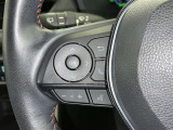 ステアリングスイッチ装備!運転しながら手元でオーディオの操作などができます。