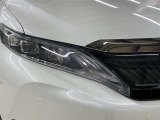 明るく省電力なLEDヘッドライト、印象的なデザインが輝きを放ちます。