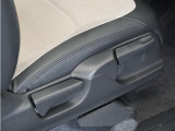 ◆シートハイトアジャスター◆運転席を上下に高さ調節ができます!運転ポジションを体格に合わせてシート調整できます。