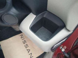 運転席側のドリンクホルダー