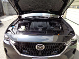 SKYACTIV-G 2.5はガソリンならではの軽快なパフォーマンスと優れた燃費性能を発揮。お買い物や通勤時に活用など短距離の運転が多い方へおすすめのモデルです。
