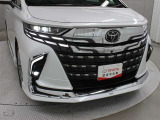 フロント廻りです。