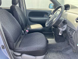 見通しのよいすっきりとした視界で、誰でも運転しやすいです。運転のしやすさは疲れにくさにも繋がりますよ♪