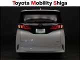リヤのコンビネーションランプは後続車からも確認しやすいデザインです。