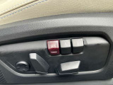 車両の詳細、ご質問につきましては、弊社営業スタッフまでお気軽にご連絡下さいませ。遠方のお客様には実車の詳細画像送信も承ります。お客様からのお問合せをお待ち致しております。無料ダイヤル 0078-6002-715008