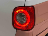 丸目で愛嬌のあるデザインのLEDリヤコンビネーションランプ(LEDストップランプ)が省電力・長寿命化を実現。