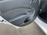 ドア内装