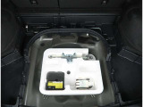 【パンク修理キット】車の軽量化や無駄を無くす為、応急タイヤパンクキットが搭載されています。