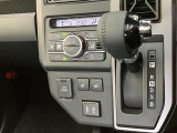 品質へのこだわり!専門のカークリーニング業者さんに依頼をして徹底的に内装・外装をキレイにしてもらっております。外装は磨きもしてもらっていますのでピカピカですね☆