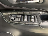 パワーウインドウスイッチ、いたずら防止・挟みこみ防止に、ウインドウロックスイッチを使用ください。便利な電動可倒式ミラースイッチ、集中ドアロックスイッチ