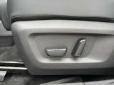 運転席・助手席パワーシート!電動式なので細かな調整が可能!自分にあった位置に調整して、快適なドライブをお楽しみください。