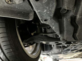 右フロントタイヤ廻りの画像です!