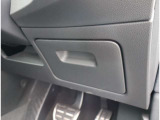 Audi正規ディーラーが高品質をお約束。高度な訓練・教育を受けたAudi専任メカニックが、100項目にもおよぶ精密な点検を実施いたします。すべてをクリアしたAudi車だけが、あなたのお手元に届けられるのです。