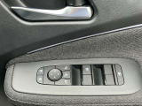 窓の開閉も楽々♪大きなサイドウィンドウは見晴らしのよさ、運転のしやすさを実感できます。