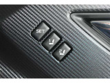 パワーシートメモリーは複数のドライバーが運転する場合などに、それぞれの好みのシートポジションを記憶させて呼び出せる便利な機能です。