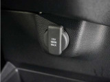 ◆12V電源ソケット◆スマートフォンの充電等にも便利な電源ソケット!使いやすい場所に装備されています。