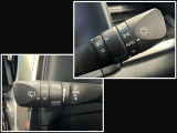 AUTOの位置にセットしておくと、暗くなったら自動でライトの点灯をサポートしてくれます!雨滴感応式フロントワイパーとリヤワイパースイッチ!