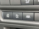 両側スライドドアはオート機能付き。運転席からも開閉可能です。